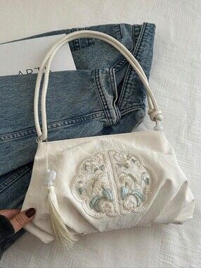 Fashionable Solid Color Pleated Cloud Shoulder Bag, Embroidered Tassel Shoulder